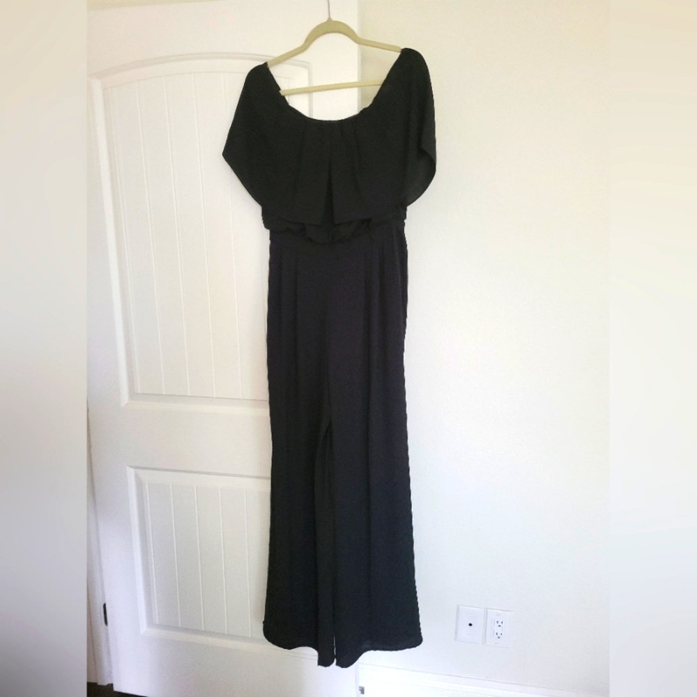Vince Camuto Off-shoulder Jumpsuit